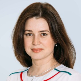 Судакова Екатерина Сергеевна, стоматолог-хирург