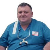 Нечет Максим Александрович, стоматолог-терапевт