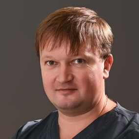 Колосов Станислав Алексеевич, стоматолог-хирург