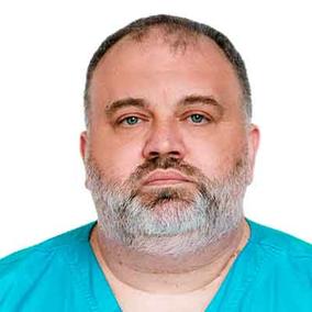 Красножон Дмитрий Андреевич, пластический хирург