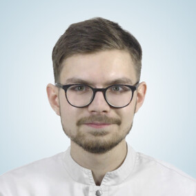 Копылов Дмитрий Олегович, стоматолог-терапевт