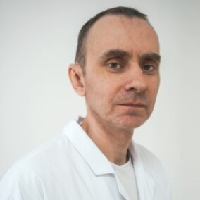 Агафонов Василий Валерьевич, стоматолог-терапевт