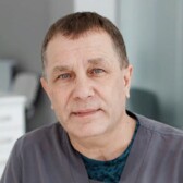 Гриценко Василий Николаевич, стоматолог-хирург