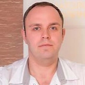 Калоша Артем Юрьевич, стоматолог-ортопед