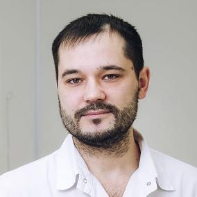 Горячкин Денис Анатольевич, стоматолог-терапевт