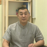 Ван Цзянь, массажист