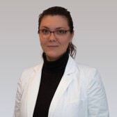 Чебуркова Евгения Андреевна, хирург-проктолог