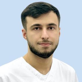 Махмудов Али Султамурадович, стоматолог-хирург