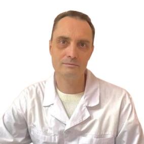 Чеботаев Евгений Владиславович, онколог
